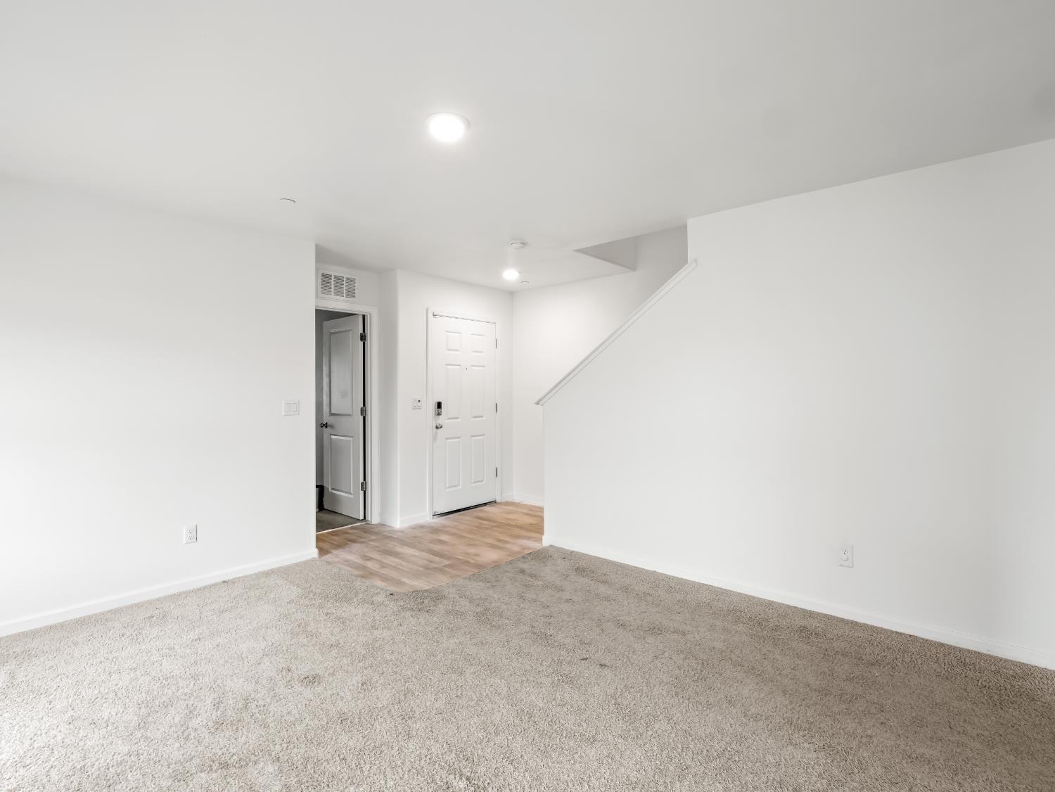 3637 N Mccaffrey Ave, Fresno, CA 93722