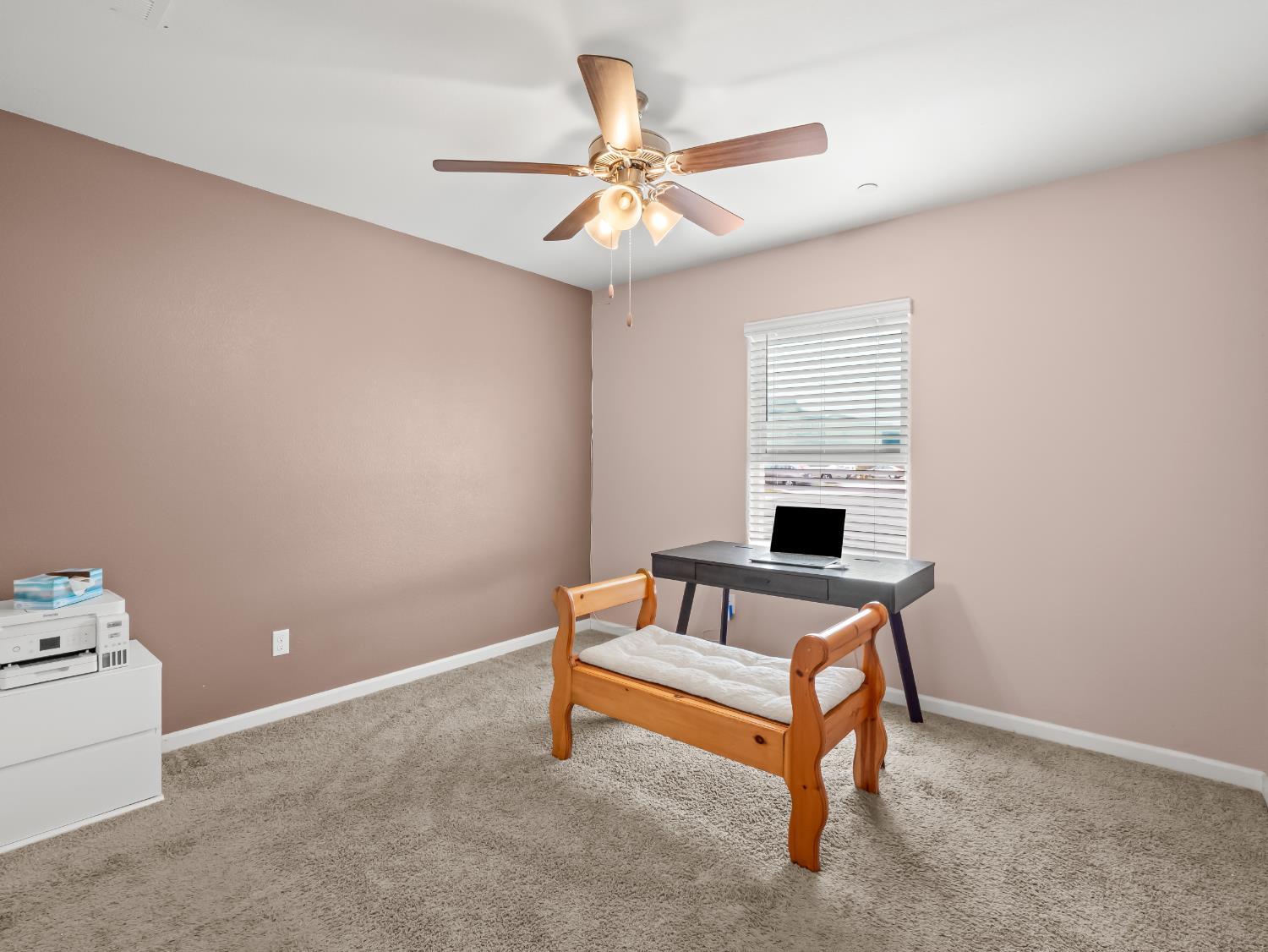 3637 N Mccaffrey Ave, Fresno, CA 93722