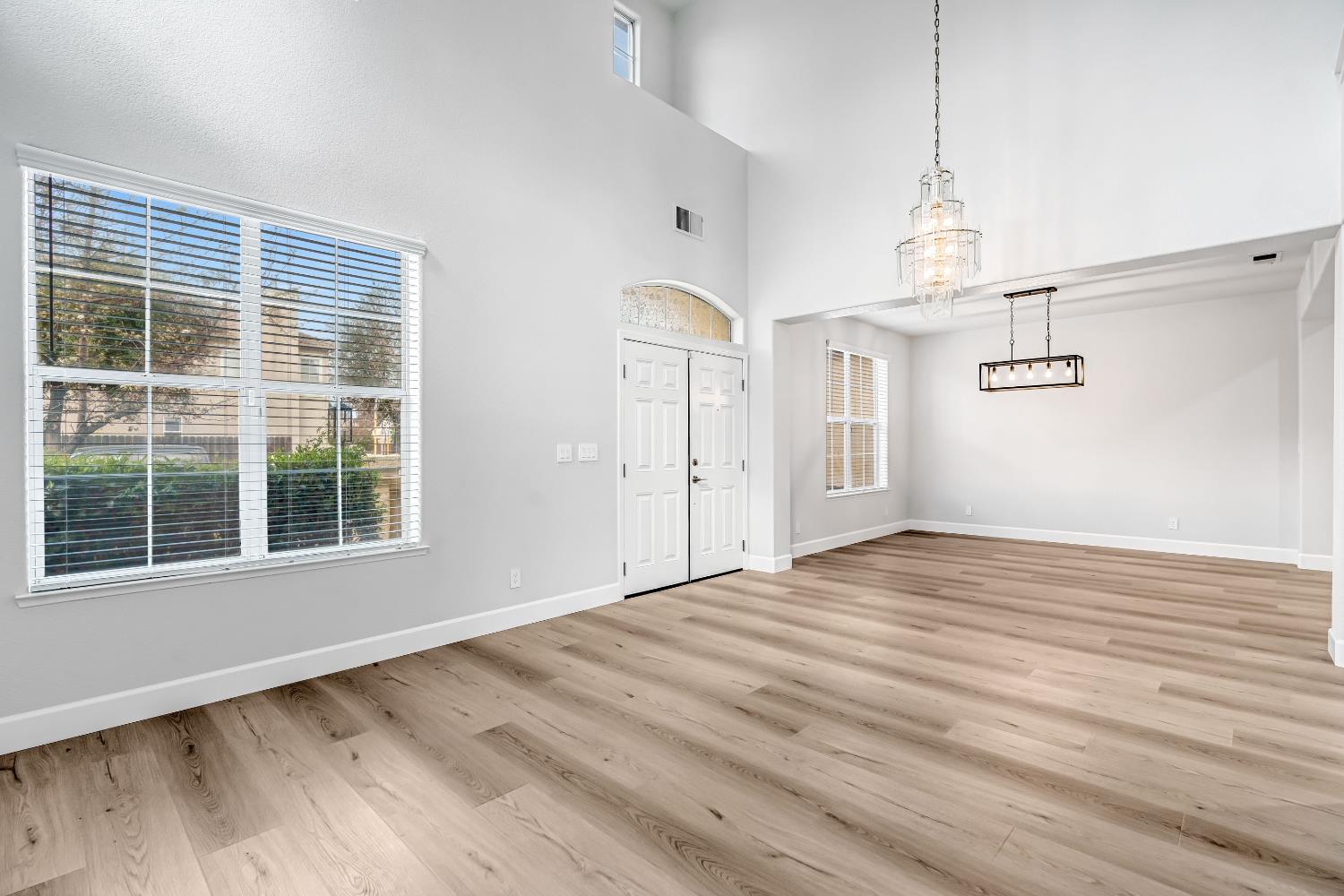 9358 N Winery Ave, Fresno, CA 93720