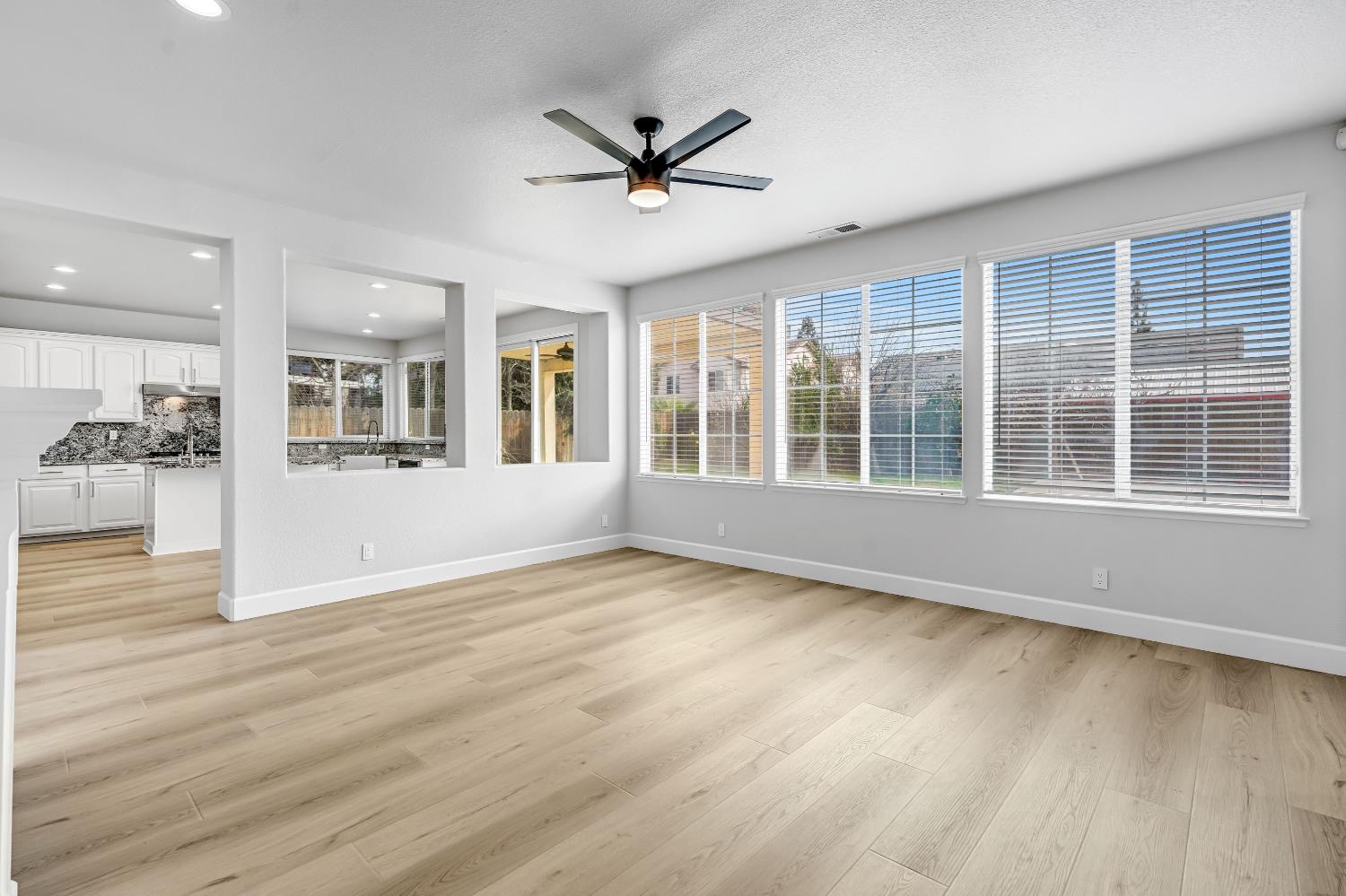 9358 N Winery Ave, Fresno, CA 93720