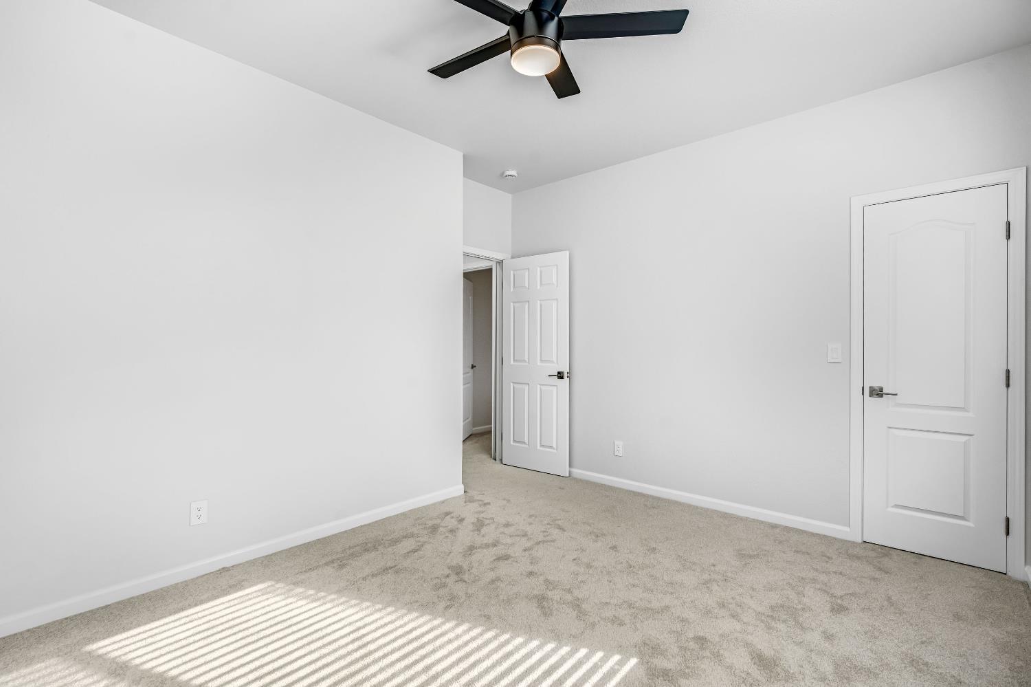 9358 N Winery Ave, Fresno, CA 93720