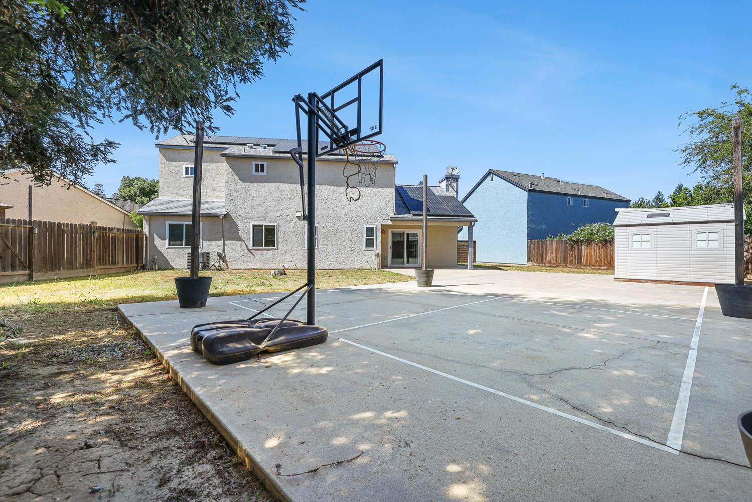 8735 N Cedar Ave #122, Fresno, CA 93720