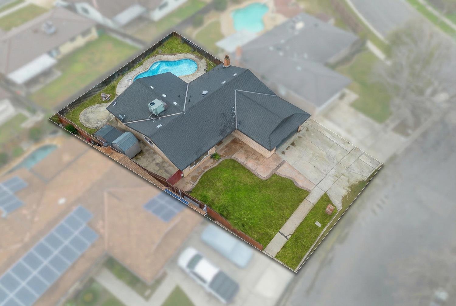 1712 W Donner Ave, Fresno, CA 93705