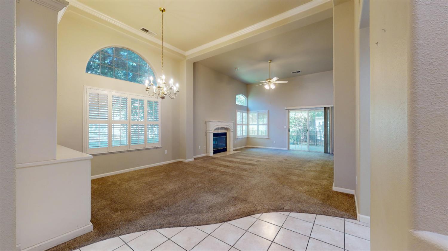 2808 W Brentford Ct, Fresno, CA 93711