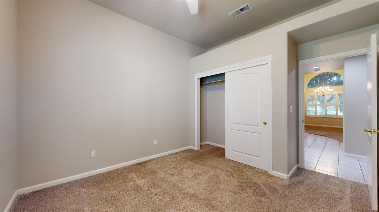 2808 W Brentford Ct, Fresno, CA 93711