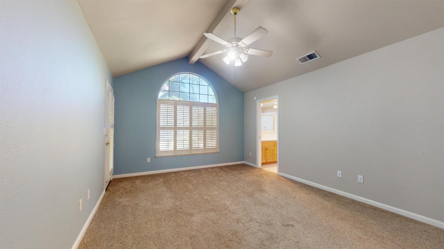 2808 W Brentford Ct, Fresno, CA 93711