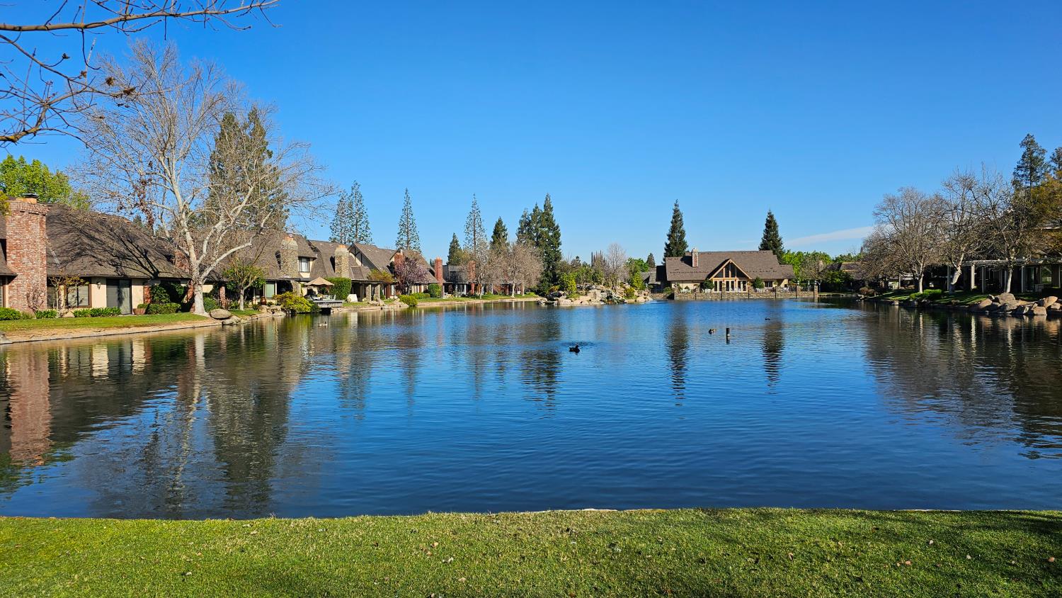 2808 W Brentford Ct, Fresno, CA 93711