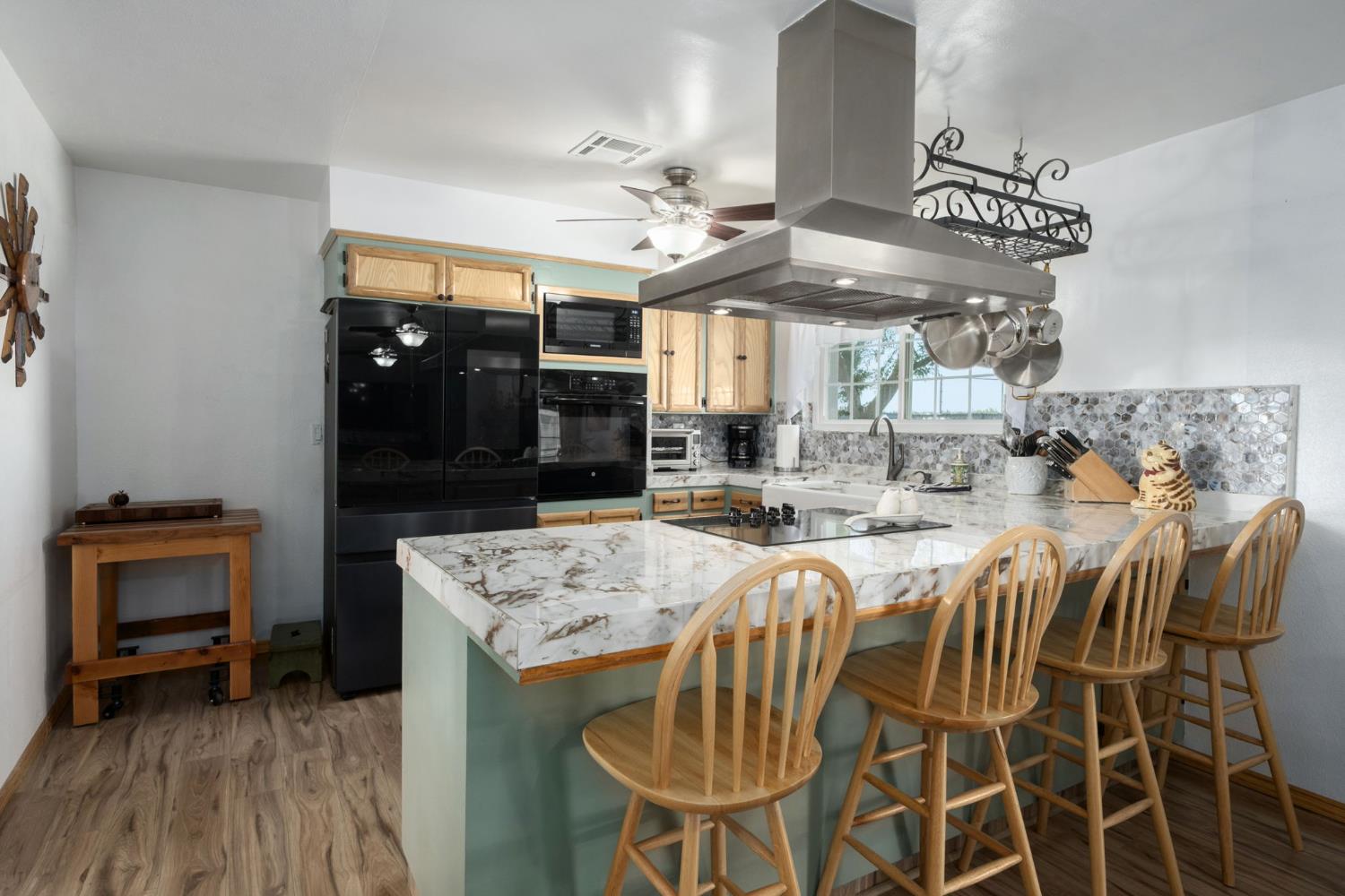 8519 S Orange Ave, Fresno, CA 93725