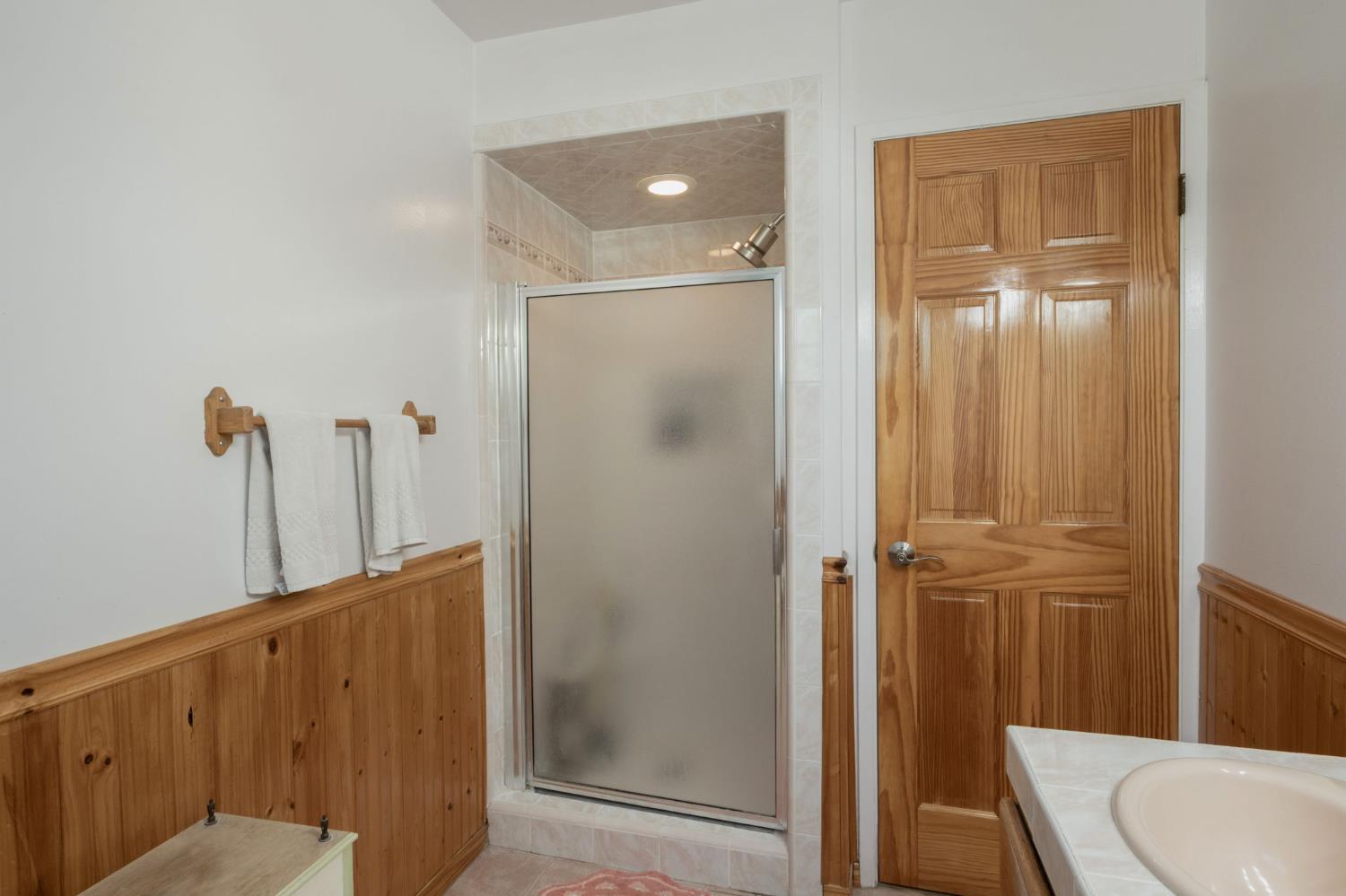 8519 S Orange Ave, Fresno, CA 93725