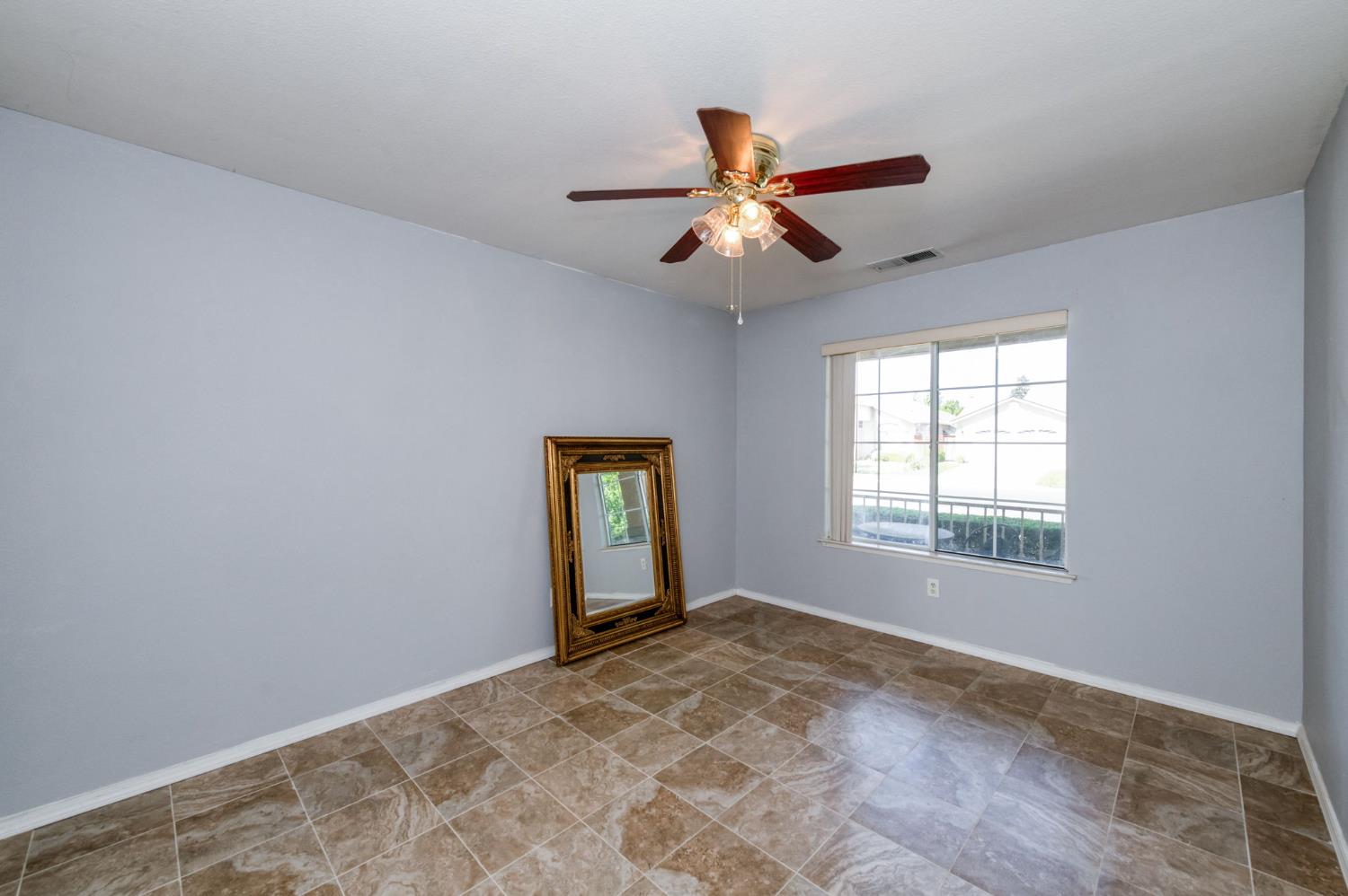 4681 W Sierra Ave, Fresno, CA 93722