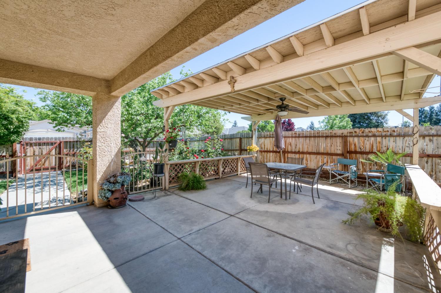 4681 W Sierra Ave, Fresno, CA 93722