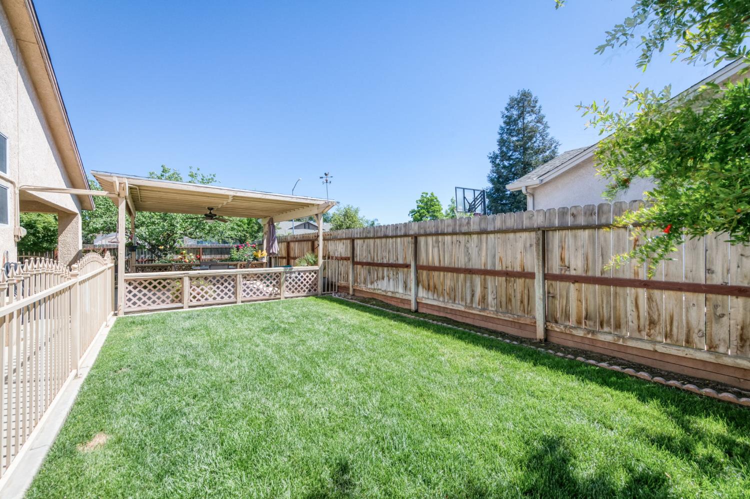 4681 W Sierra Ave, Fresno, CA 93722