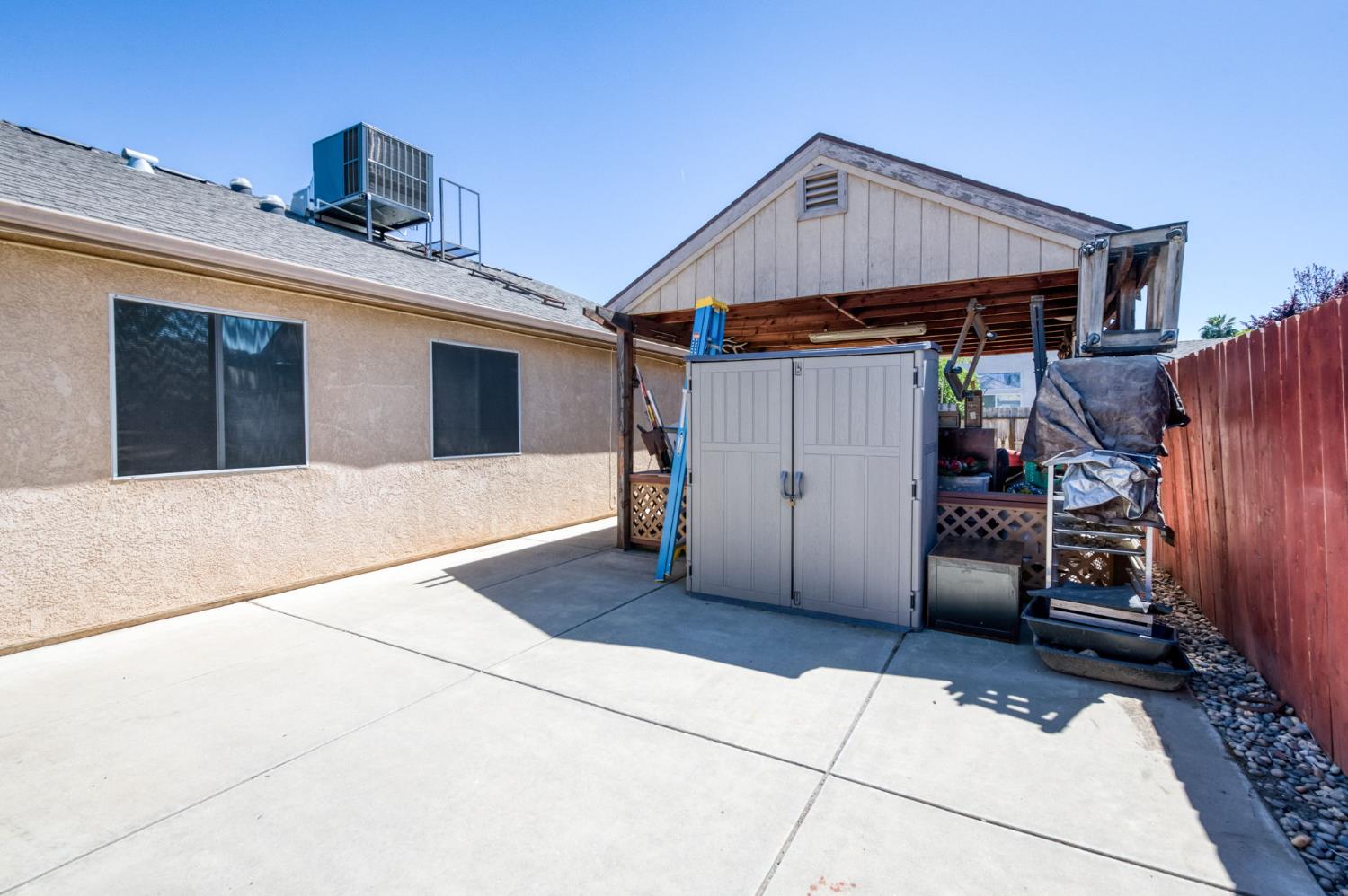 4681 W Sierra Ave, Fresno, CA 93722