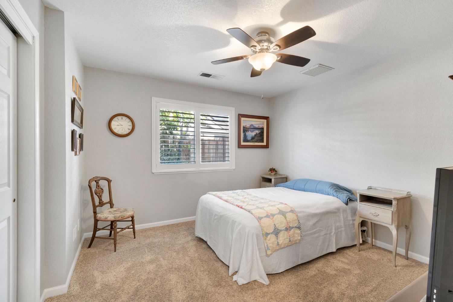 1367 E Decatur Ave, Fresno, CA 93720