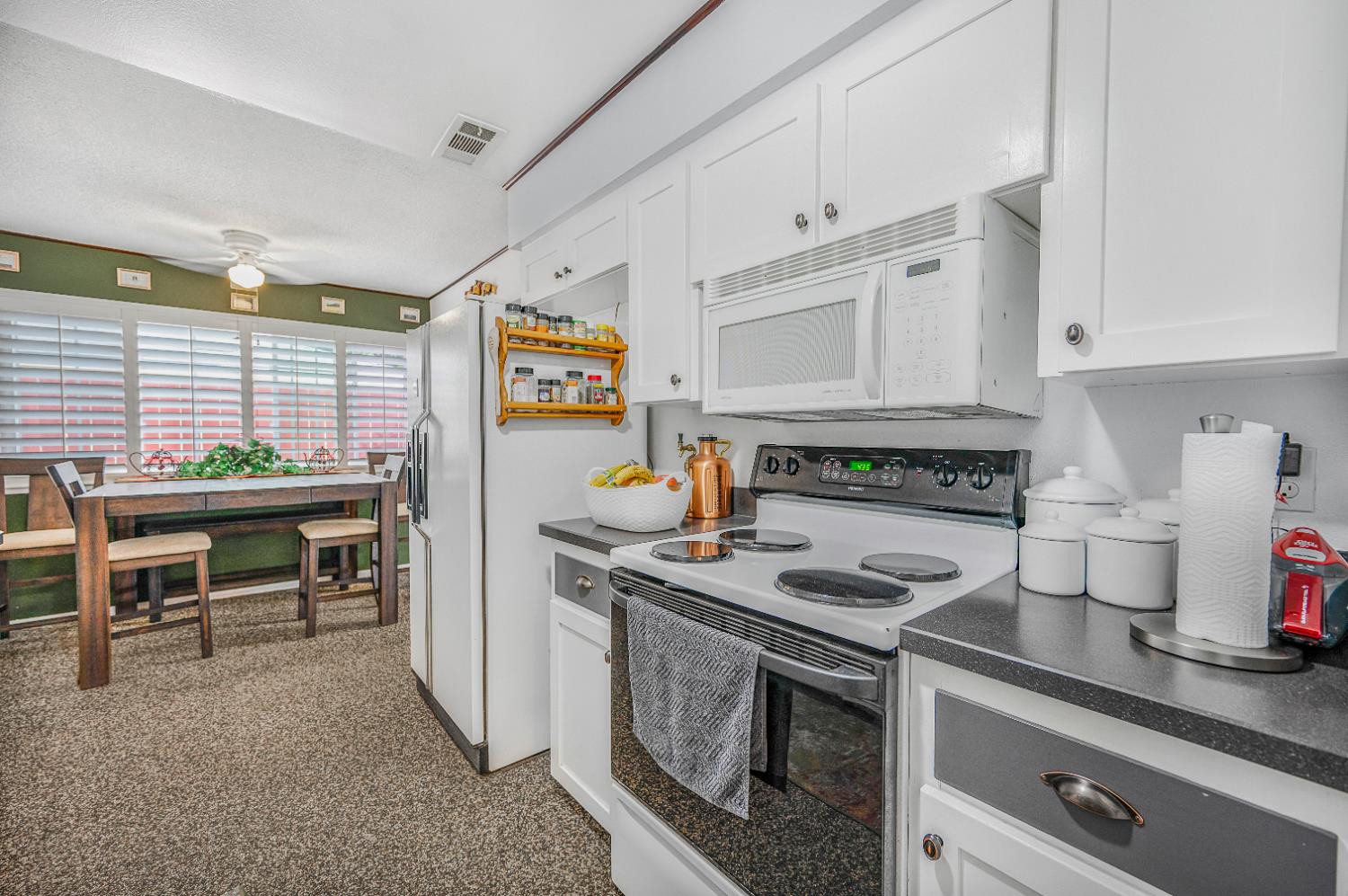 2819 W Indianapolis Ave, Fresno, CA 93705