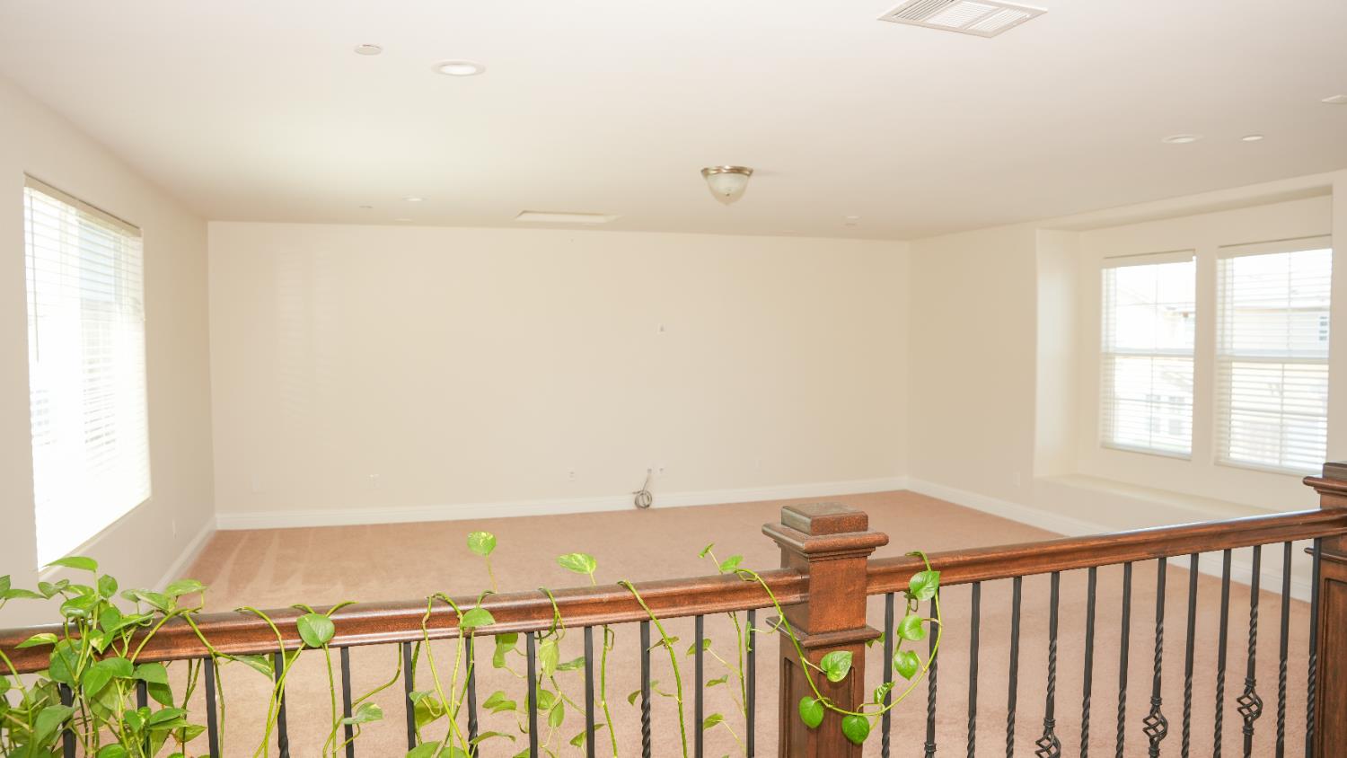 6125 W Donner Ave, Fresno, CA 93723