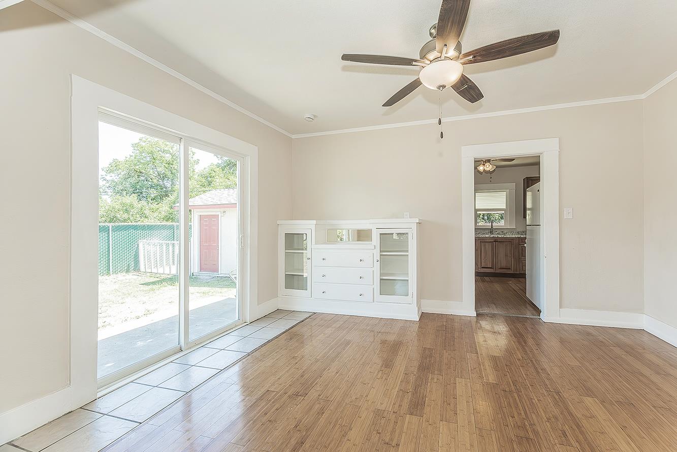 1044 E Cornell Ave, Fresno, CA 93704