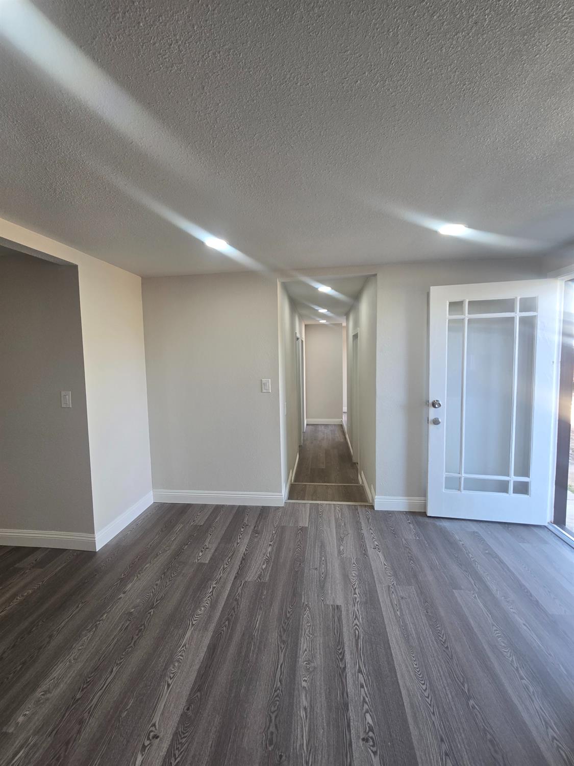 4685 E tulare, Fresno, CA 93702