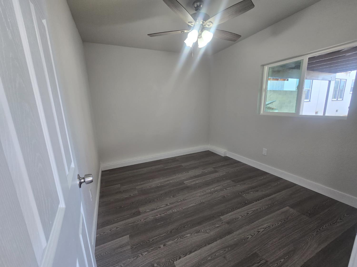 4685 E tulare, Fresno, CA 93702