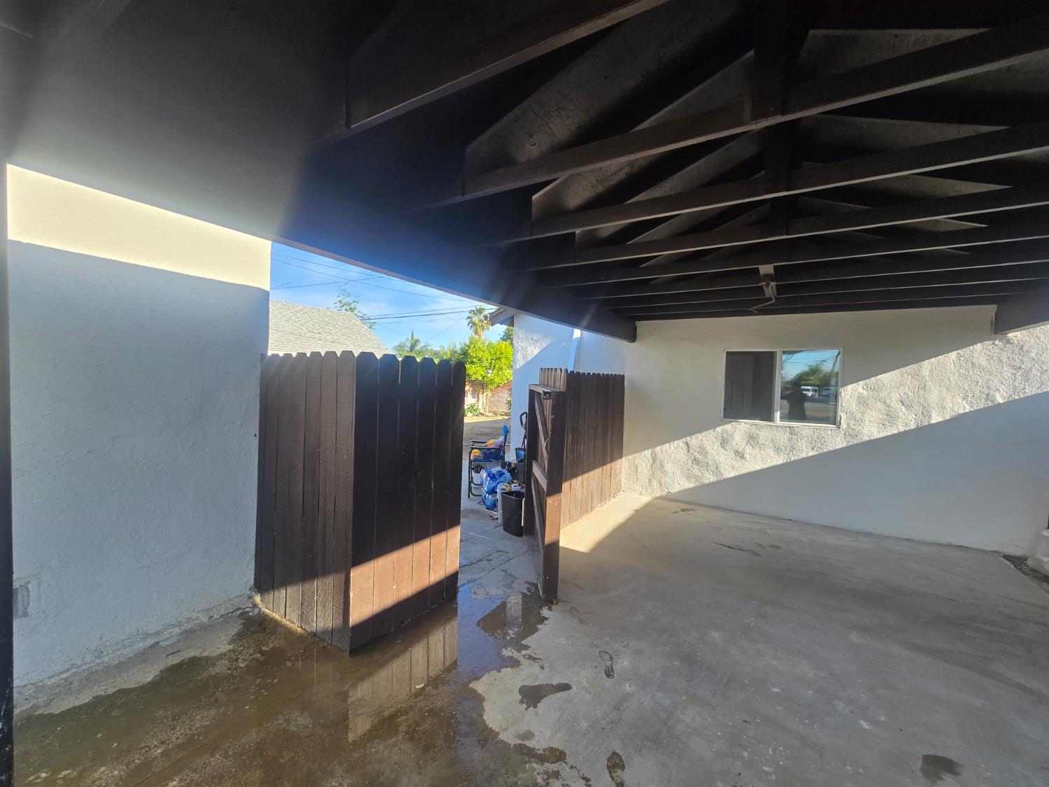 4685 E tulare, Fresno, CA 93702