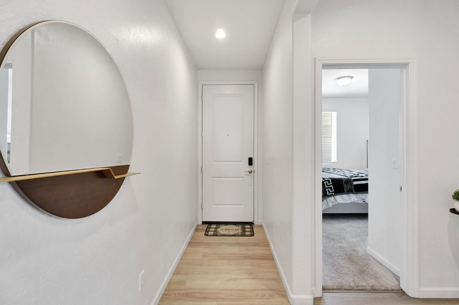 6118 E Berkeley Ave, Fresno, CA 93727