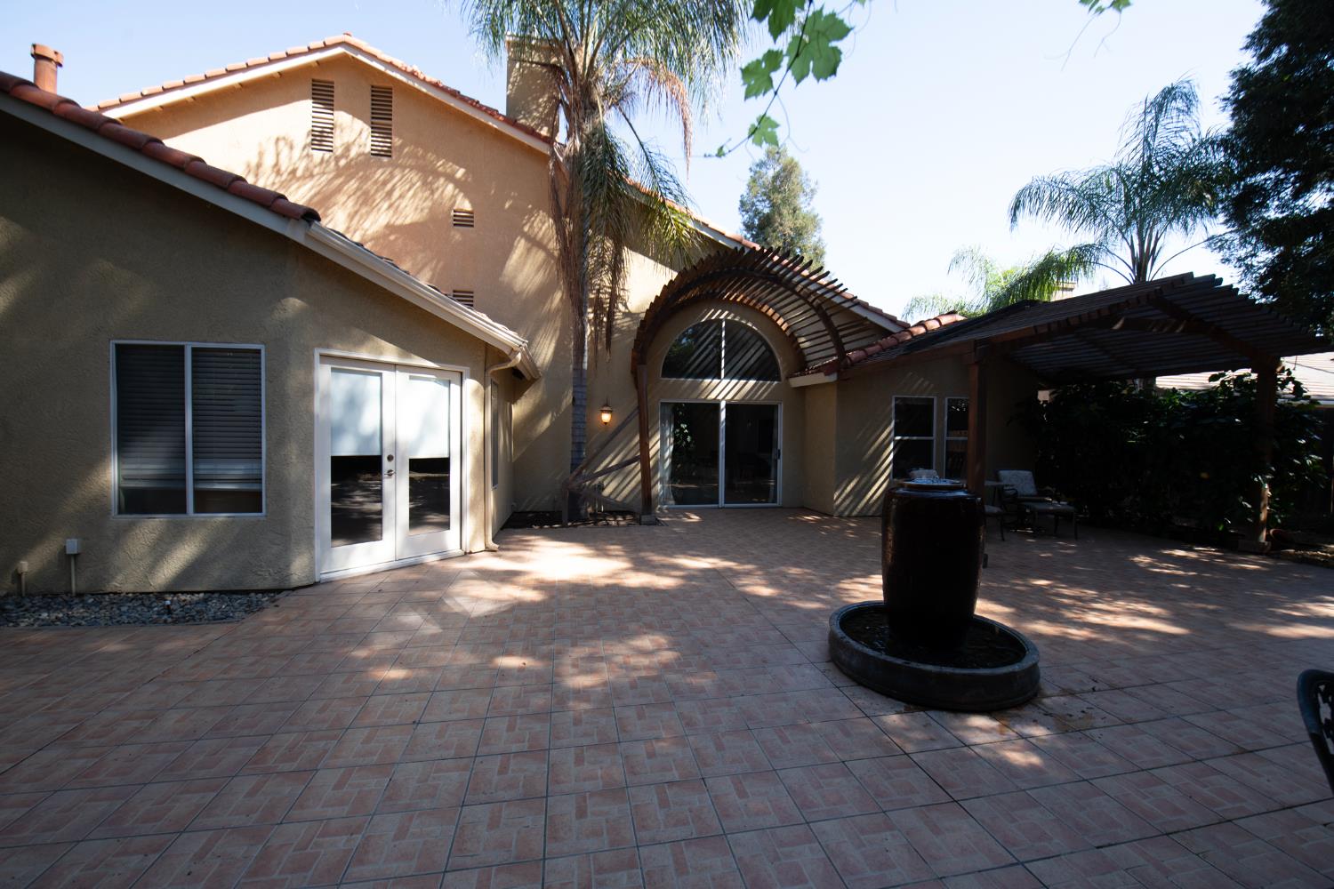 2173 E Muncie Ave, Fresno, CA 93720