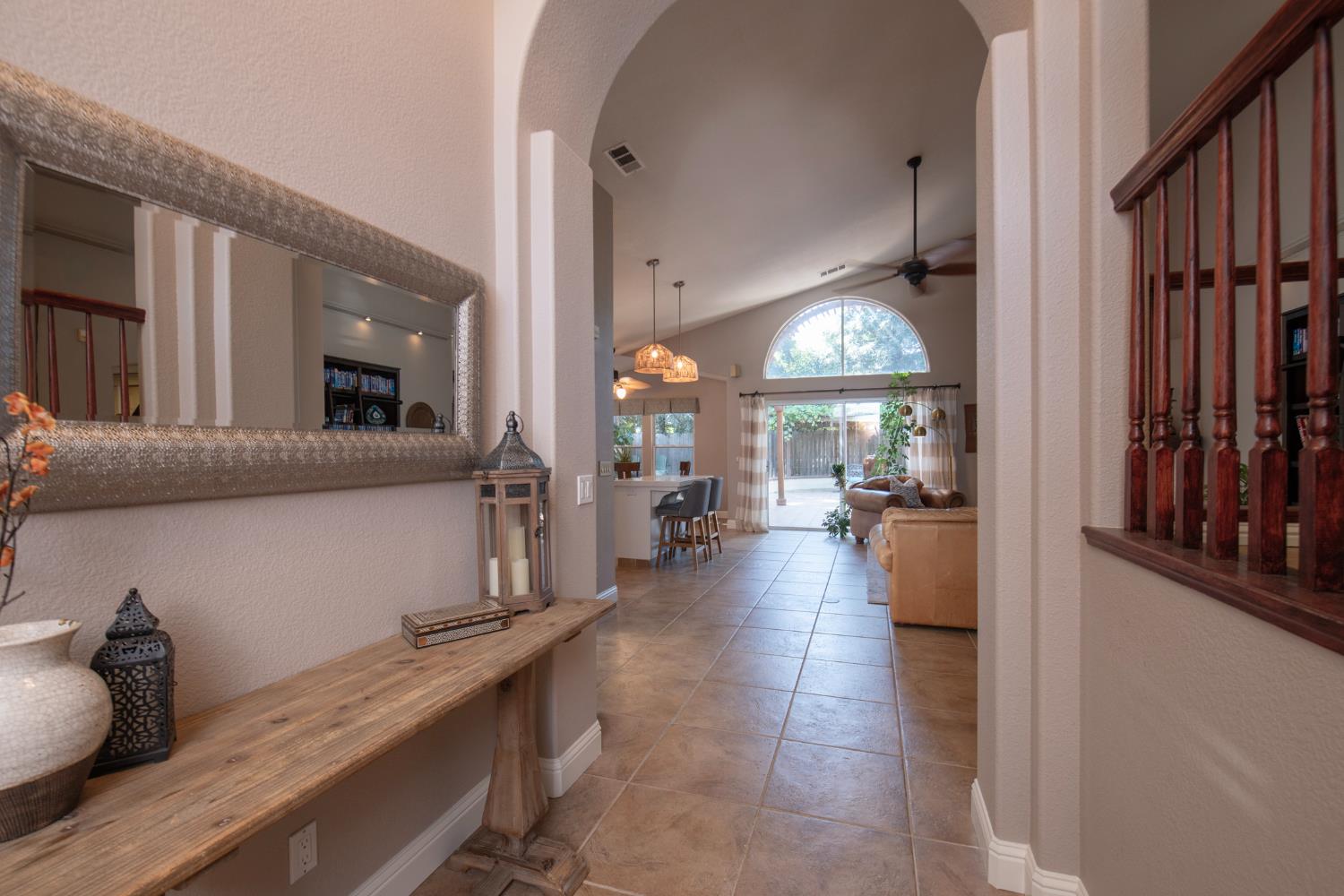 2173 E Muncie Ave, Fresno, CA 93720