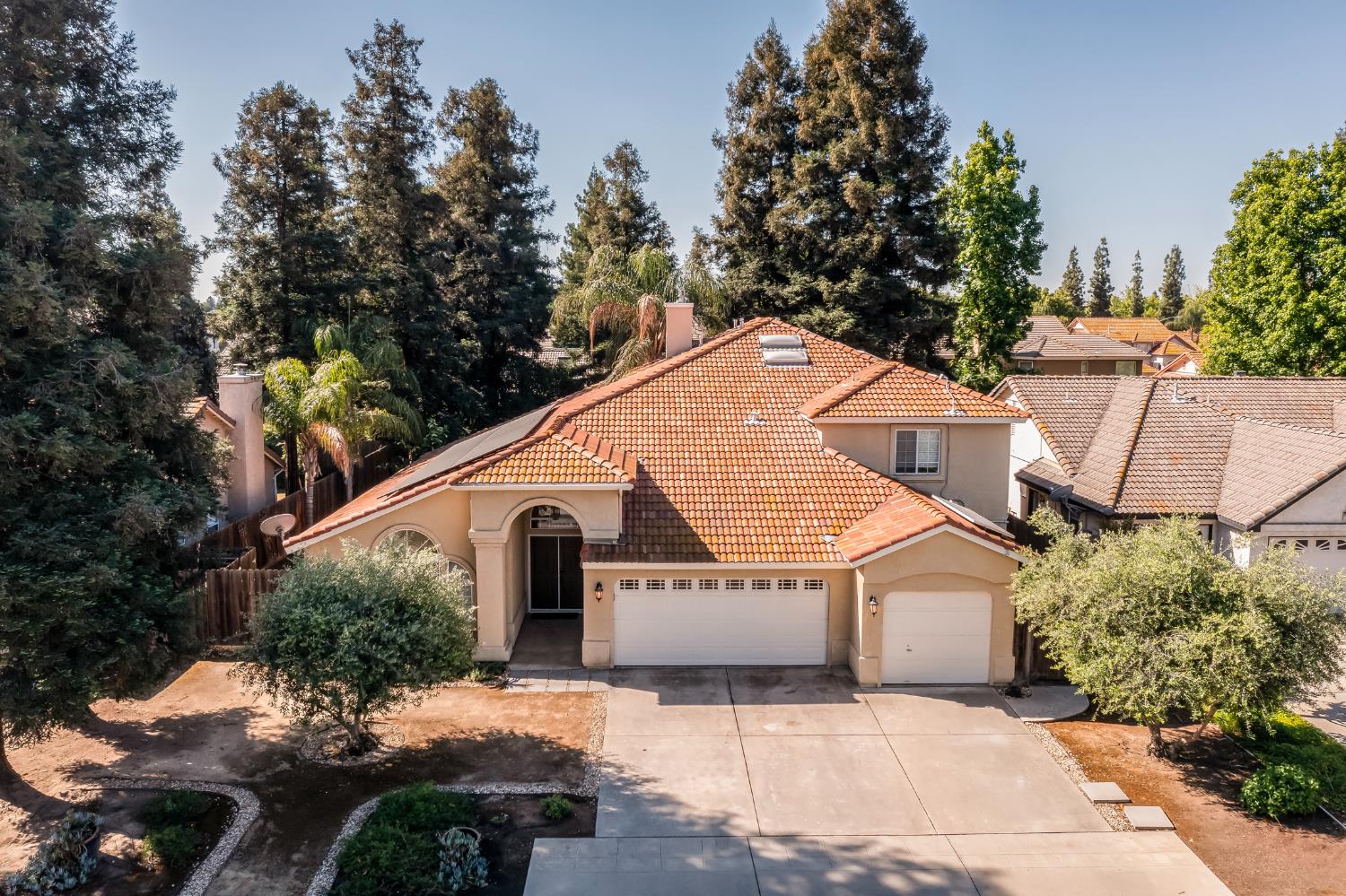 2173 E Muncie Ave, Fresno, CA 93720