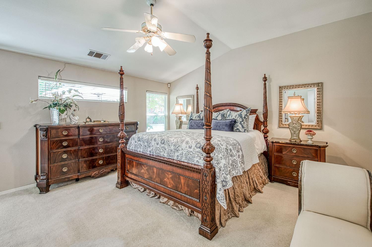 10621 N Pierpont Cir, Fresno, CA 93730