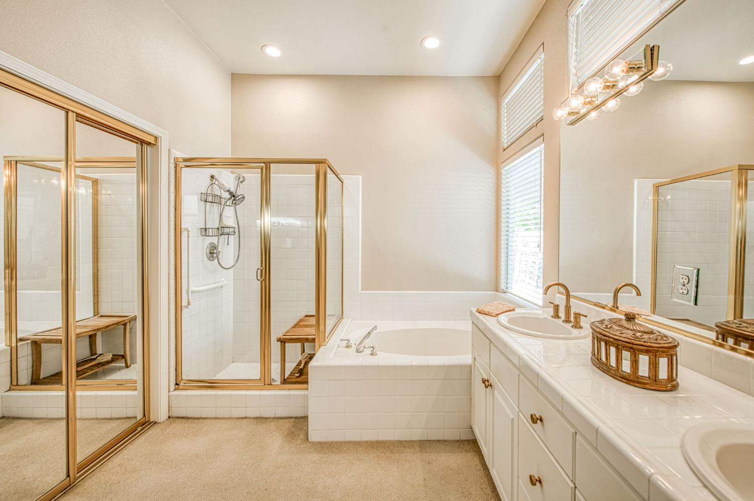 10621 N Pierpont Cir, Fresno, CA 93730