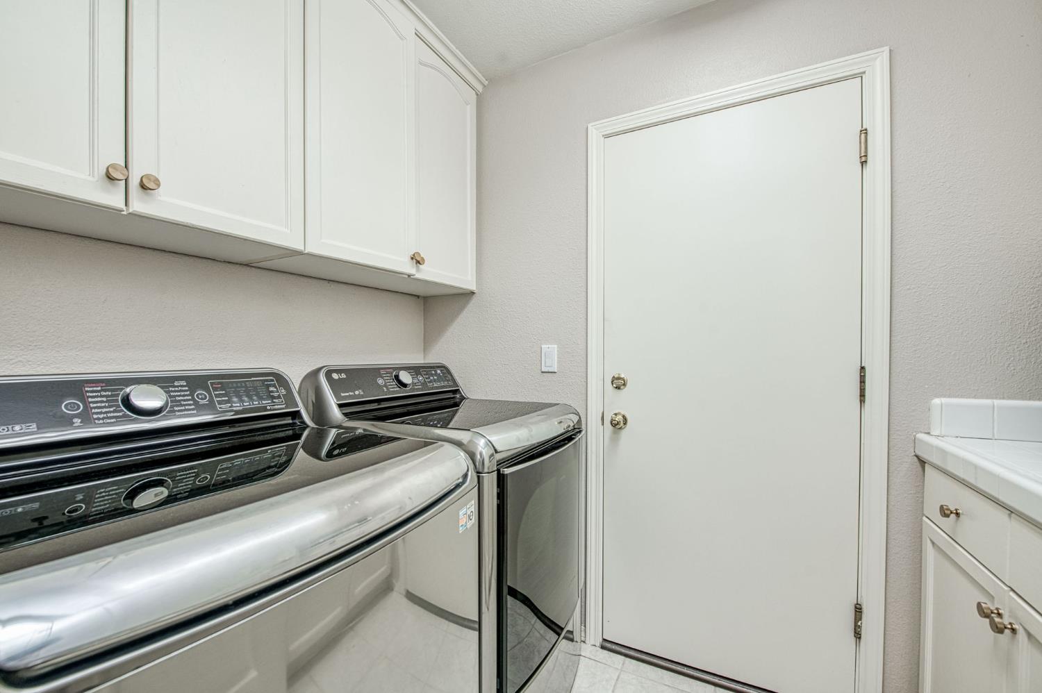 10621 N Pierpont Cir, Fresno, CA 93730