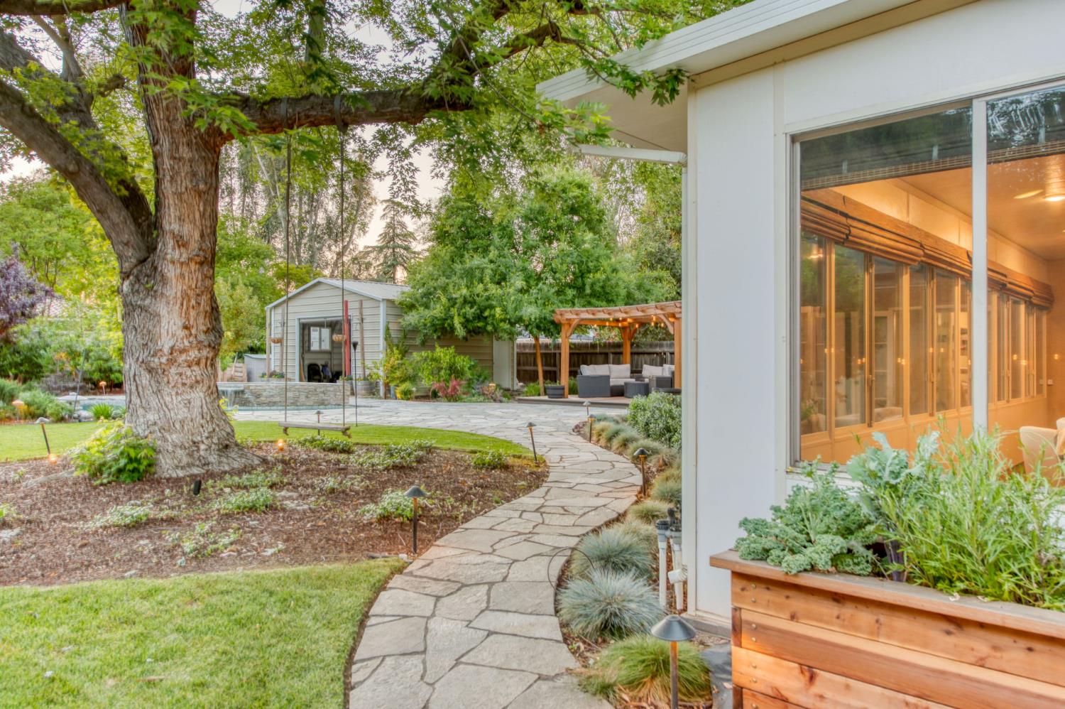 4687 N Wishon Ave, Fresno, CA 93704