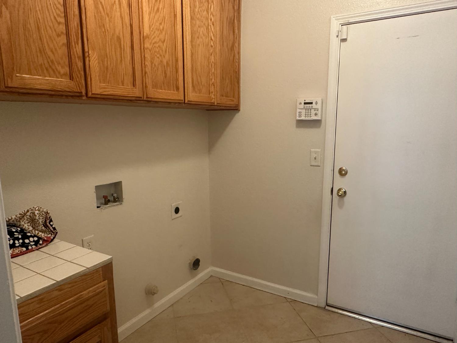 2523 E Cole Ave, Fresno, CA 93720