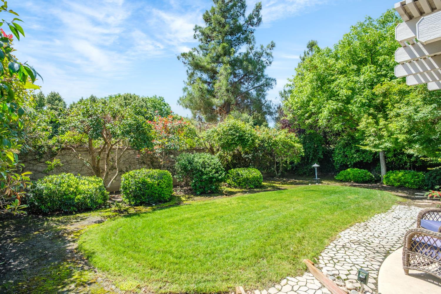 1795 E Turnberry Ave, Fresno, CA 93730