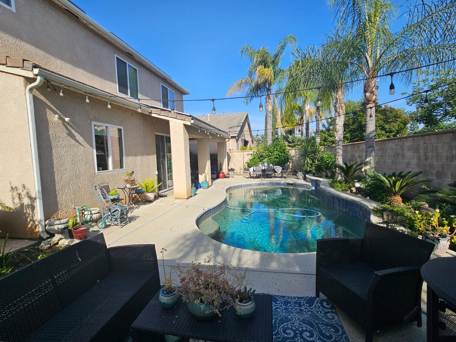 2917 E Trenton Ave, Fresno, CA 93720