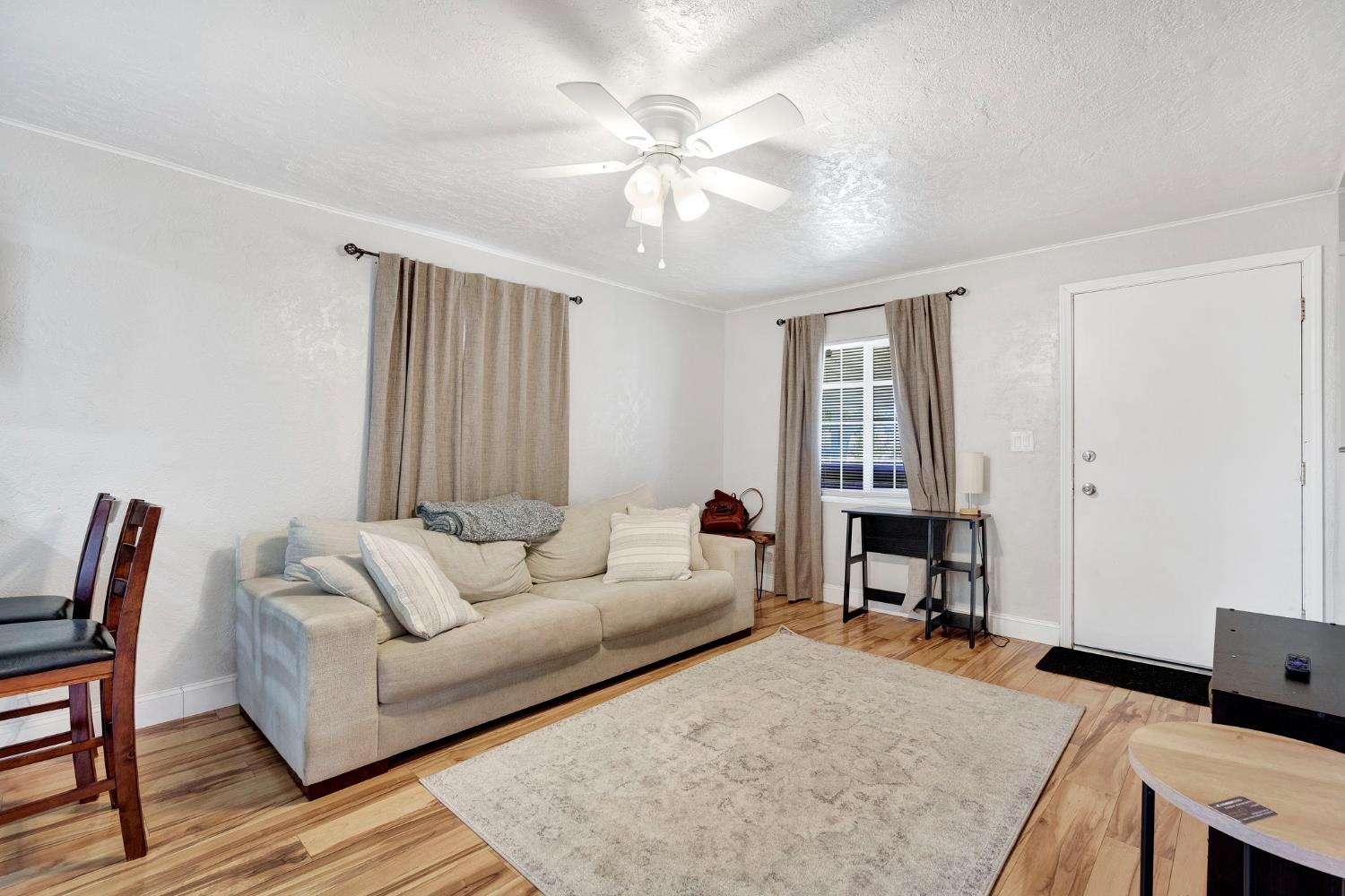 4104 E Madison Ave, Fresno, CA 93702