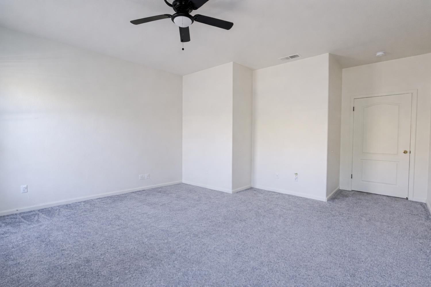 10263 N Recreation Ave, Fresno, CA 93730