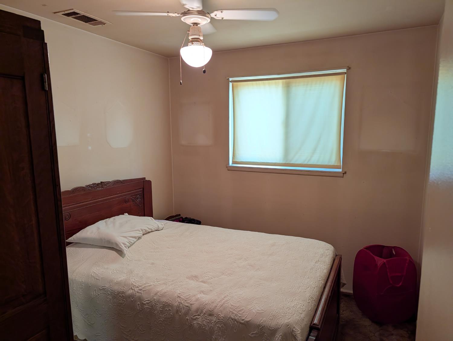 4591 N Angus St, Fresno, CA 93726