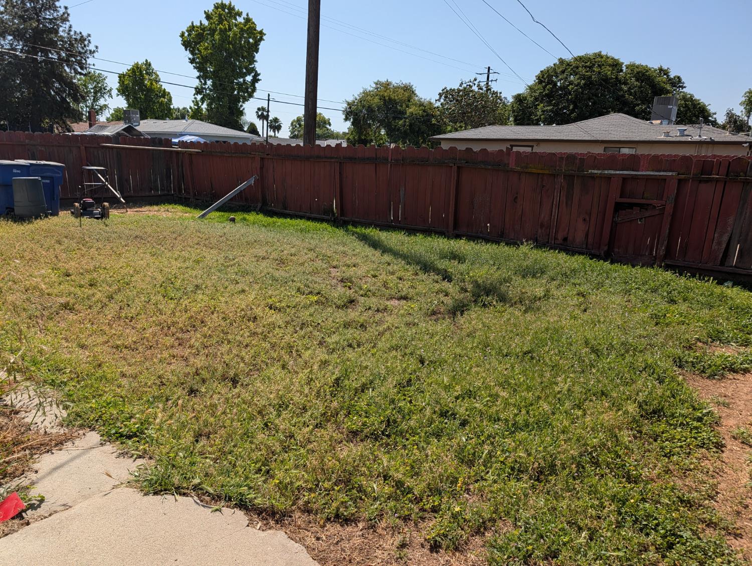 4591 N Angus St, Fresno, CA 93726