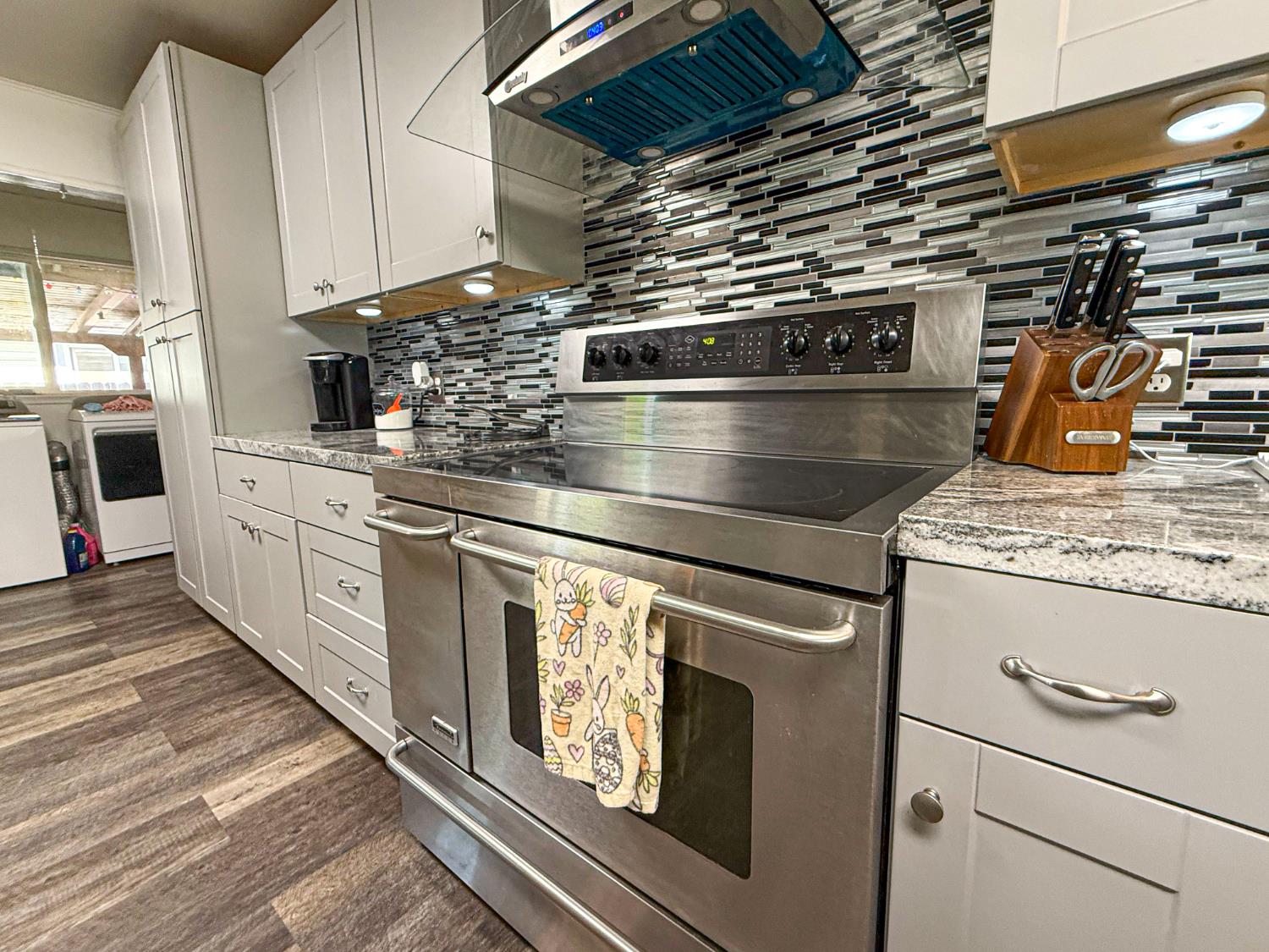 2708 N Maple Ave, Fresno, CA 93703