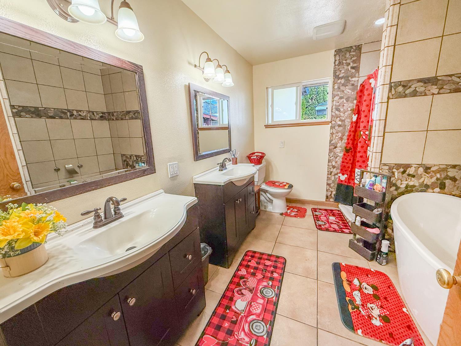 2708 N Maple Ave, Fresno, CA 93703