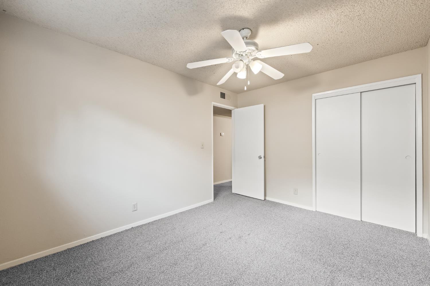 3443 W Oswego Ave, Fresno, CA 93711