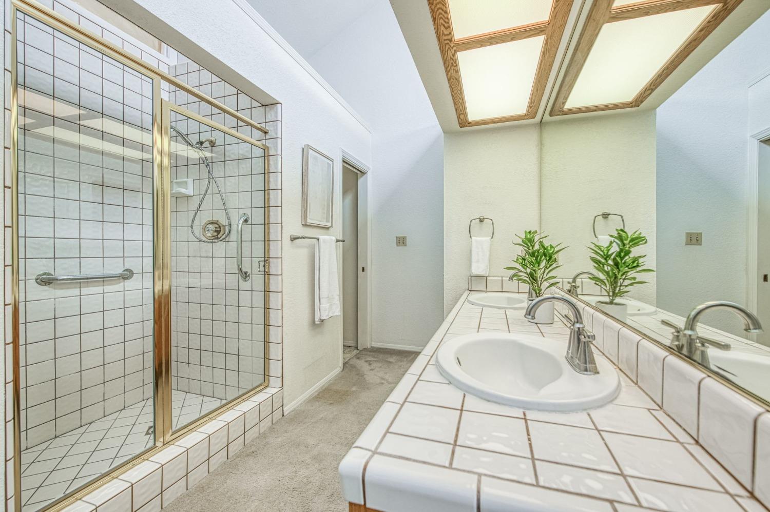 1229 W Bullard Ave #159, Fresno, CA 93711