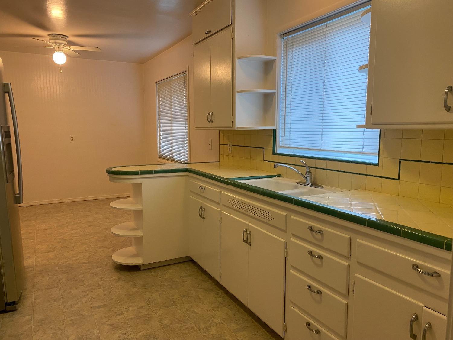 3235 E Princeton Ave, Fresno, CA 93703