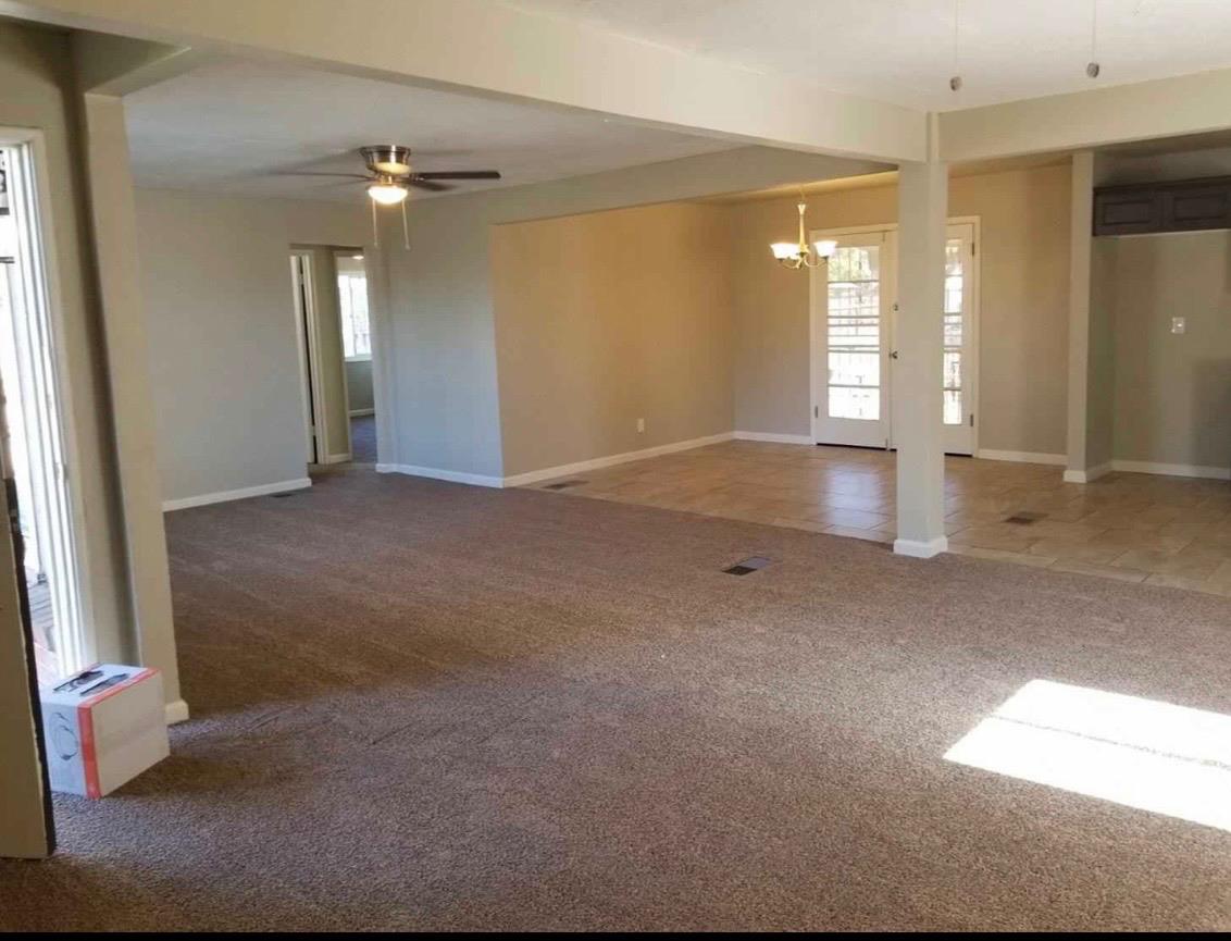 814 W Vassar Ave, Fresno, CA 93705