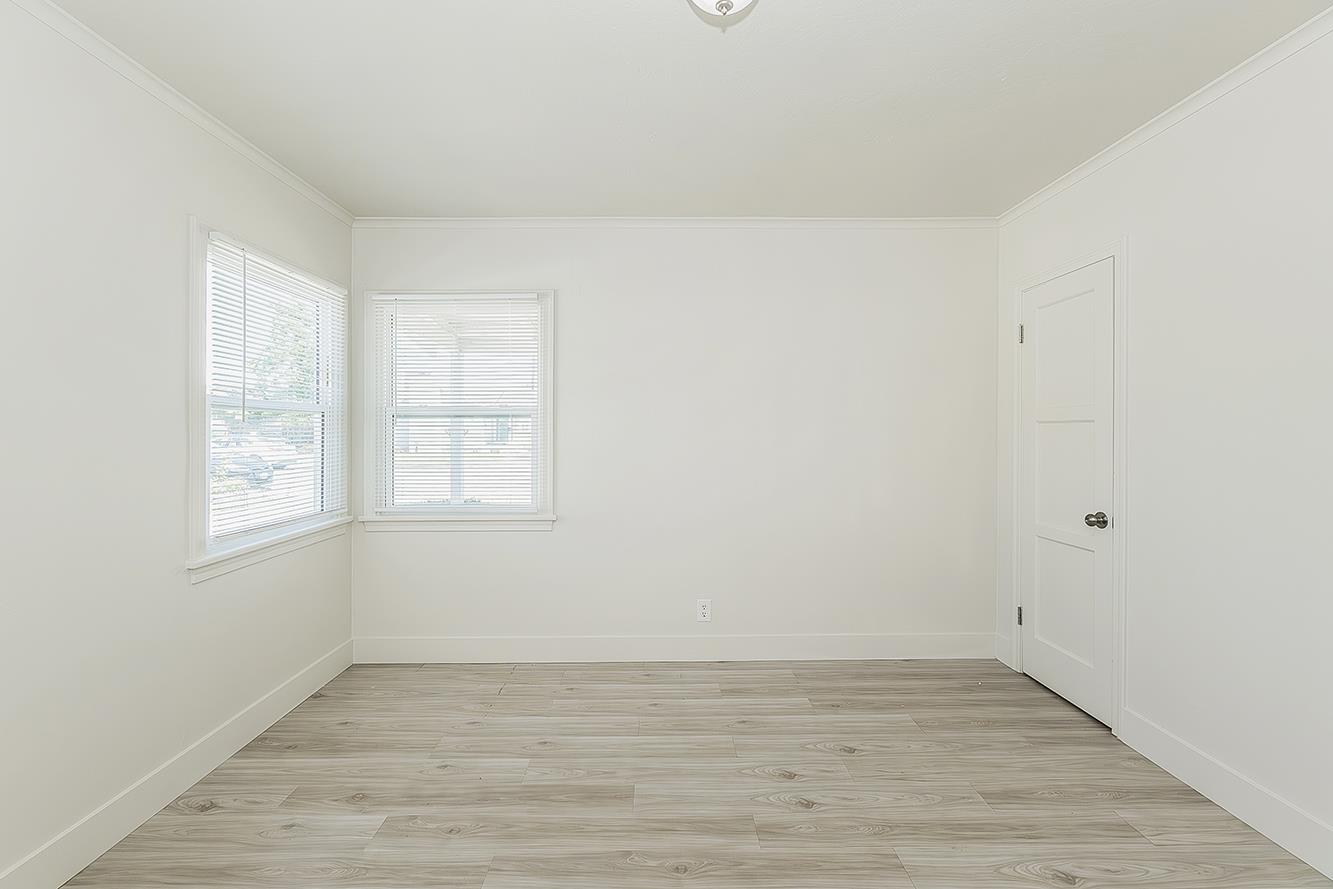 2053 Mayfair Dr E, Fresno, CA 93703