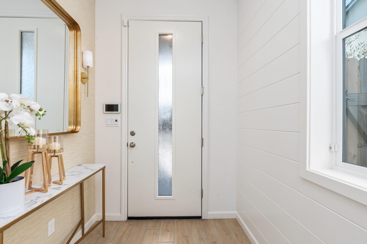 6750 E Sentry Dr, Fresno, CA 93727