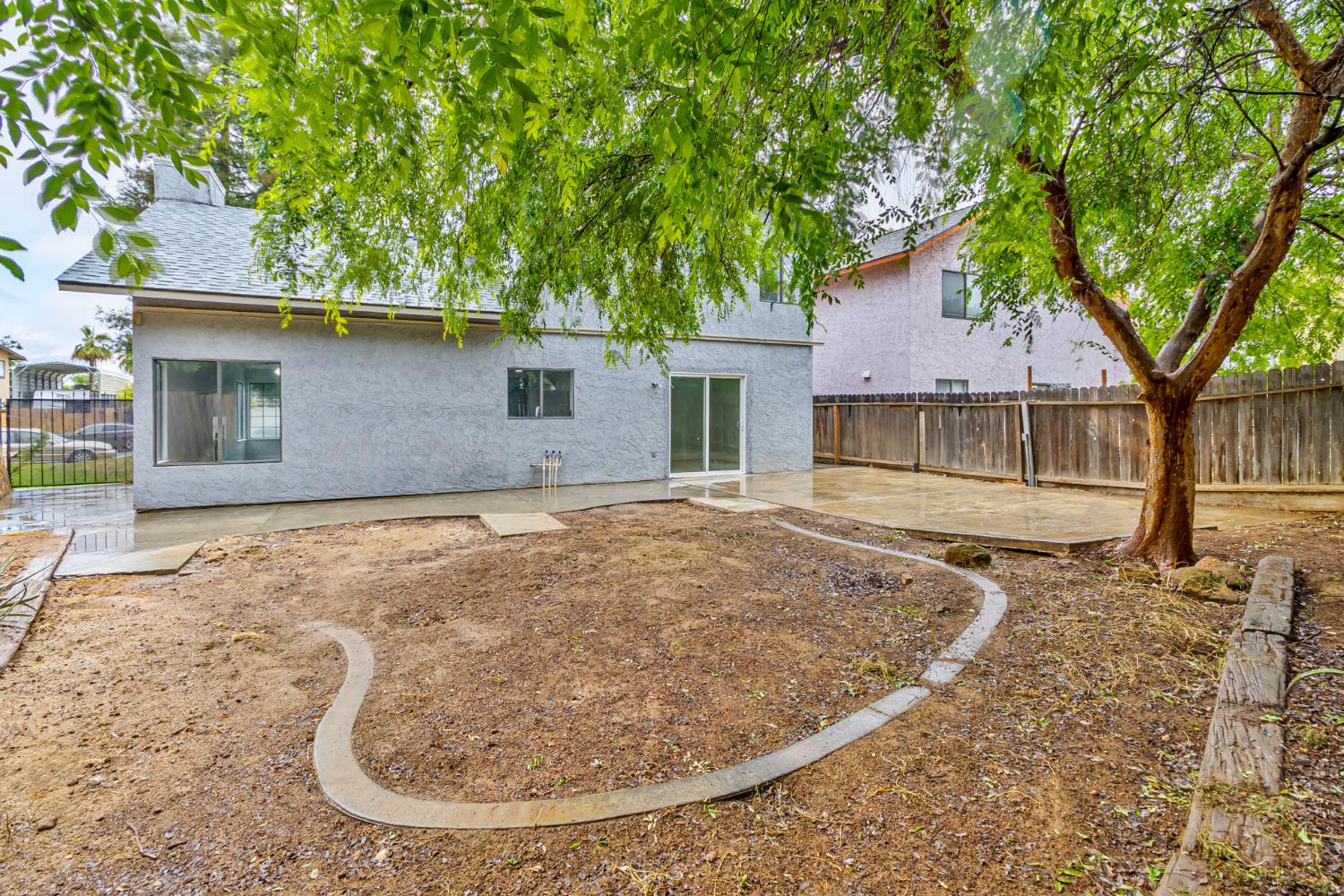 2244 N Prospect Ave, Fresno, CA 93722