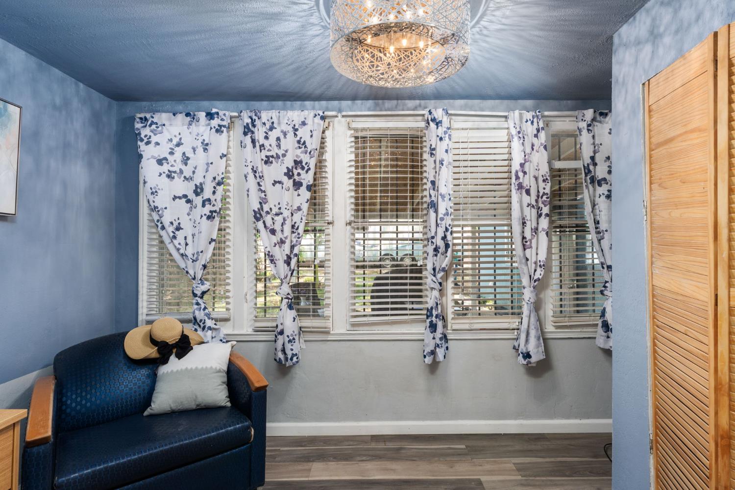 4025 E Tulare St, Fresno, CA 93702