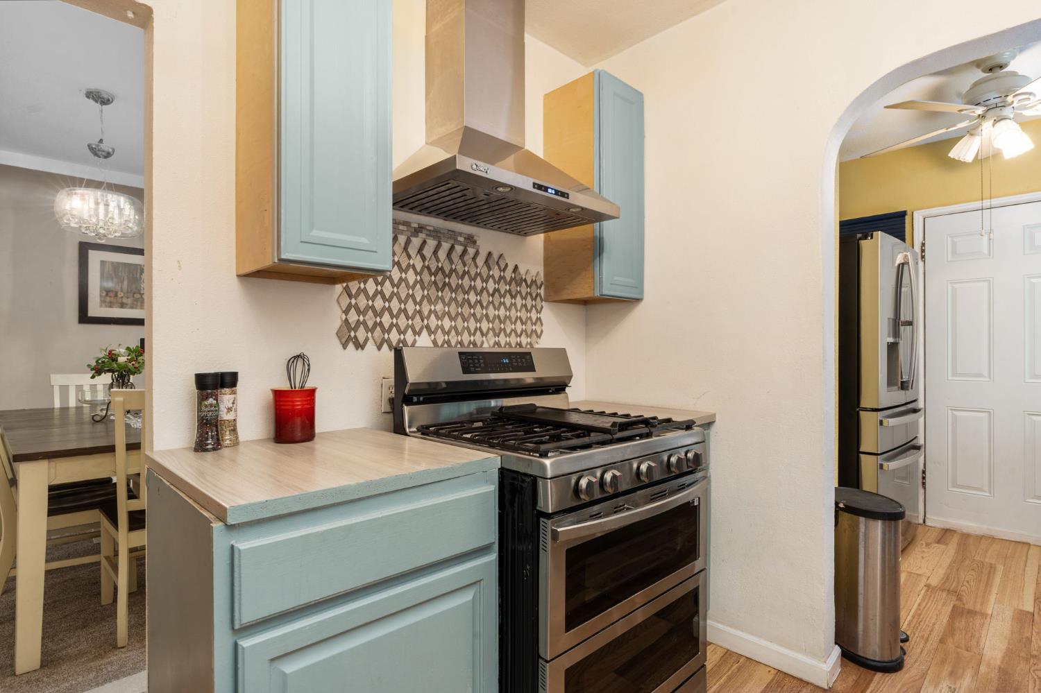 4025 E Tulare St, Fresno, CA 93702